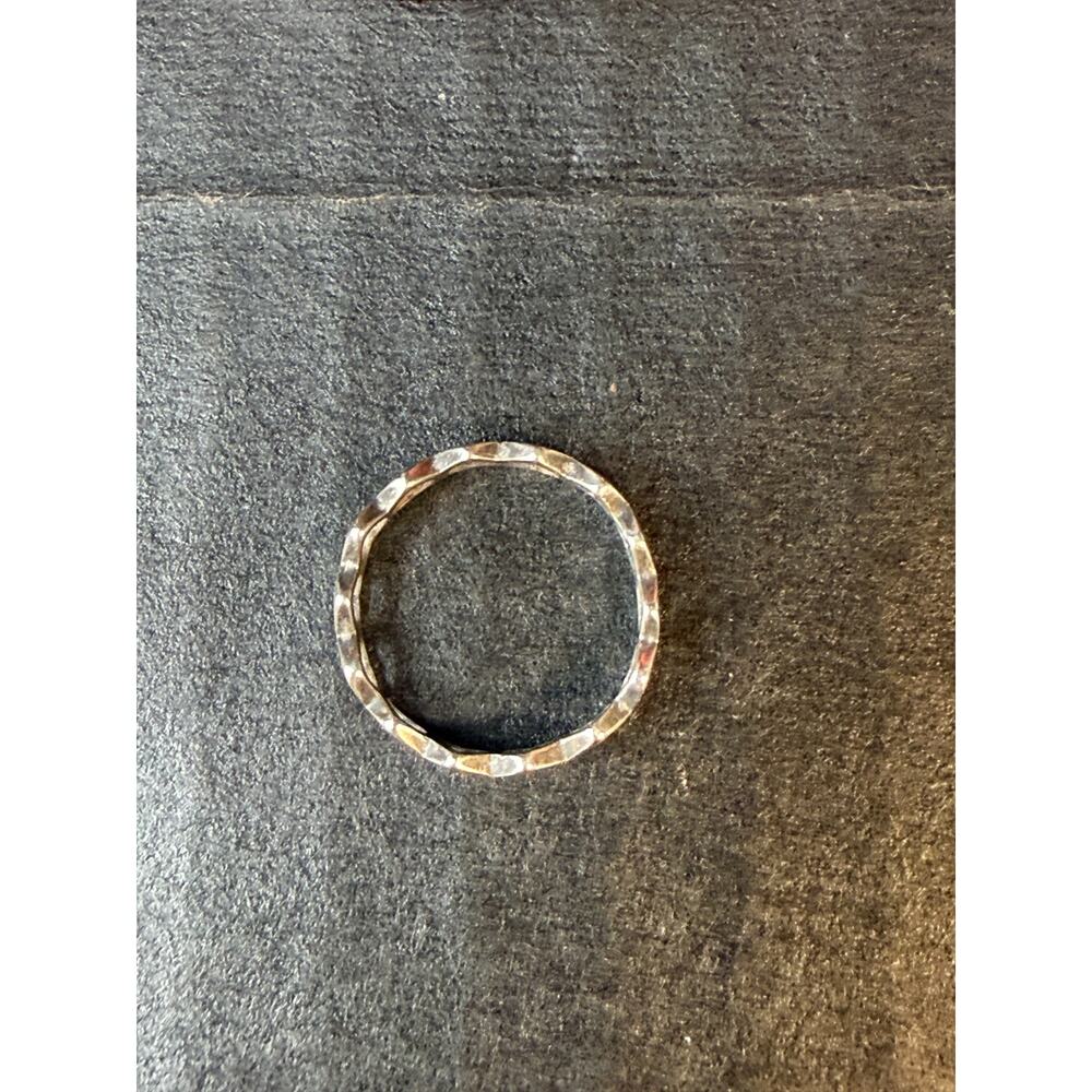 James Avery Sterling Tiny Hearts Band Ring Size 6.5-6.75 - Picture 7 of 7